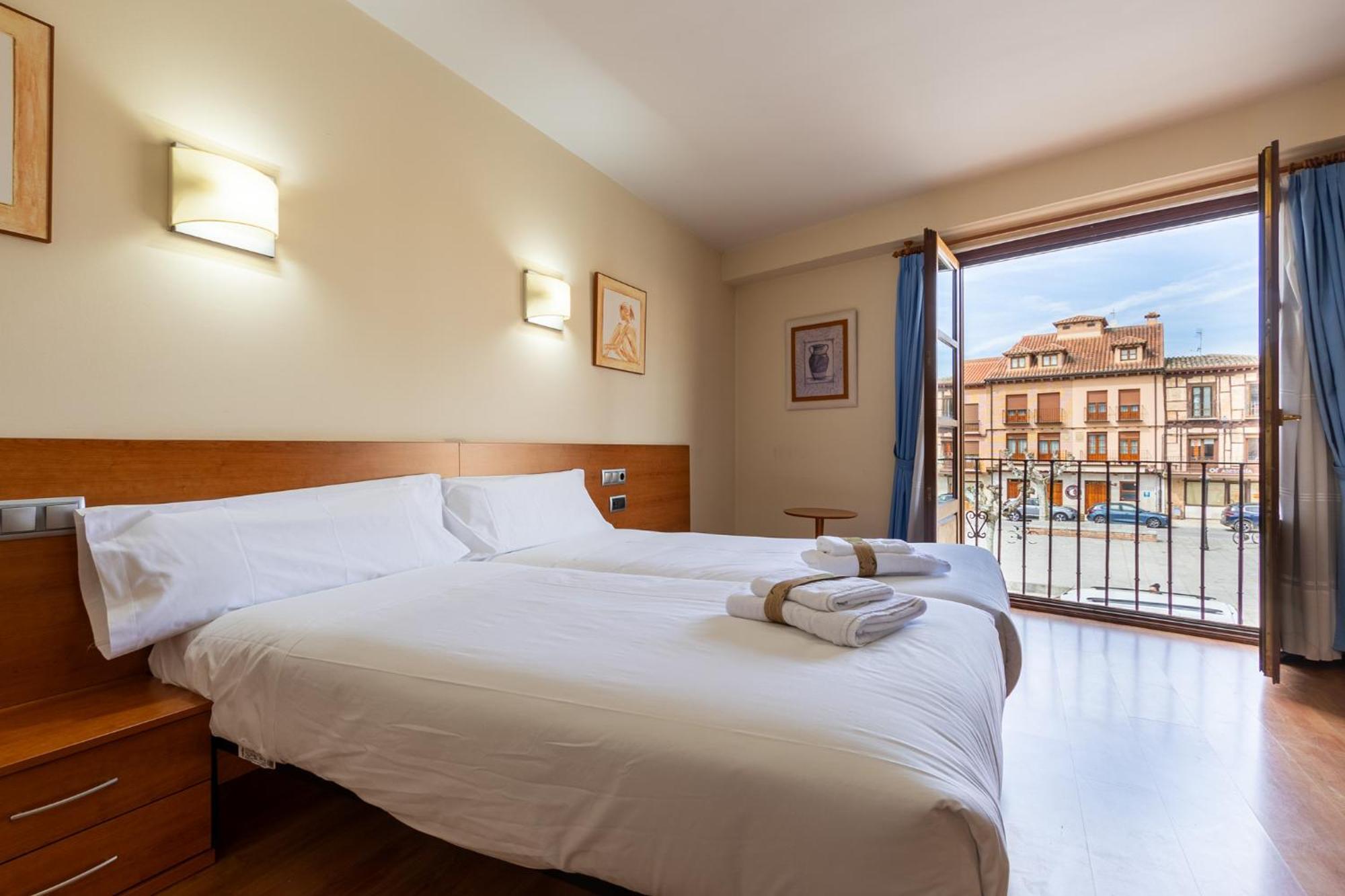 Insidehome Zaravencia Plaza Mayor Toro Exterior foto