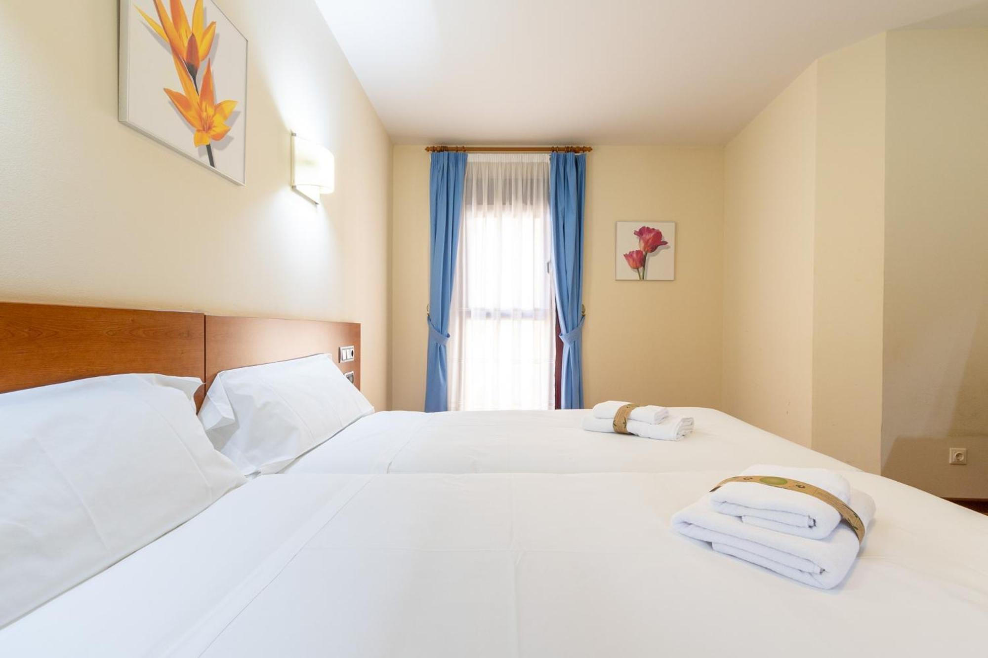 Insidehome Zaravencia Plaza Mayor Toro Exterior foto